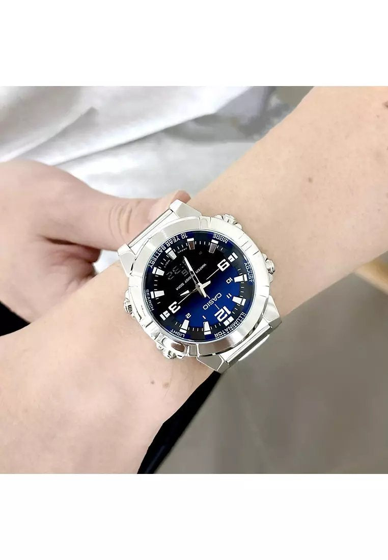 Casio Analog AMW-870D-1AVDF Mens Watch With Stainless Steel Band